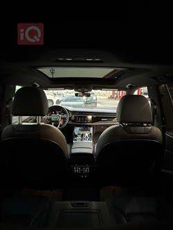 اودي Q8